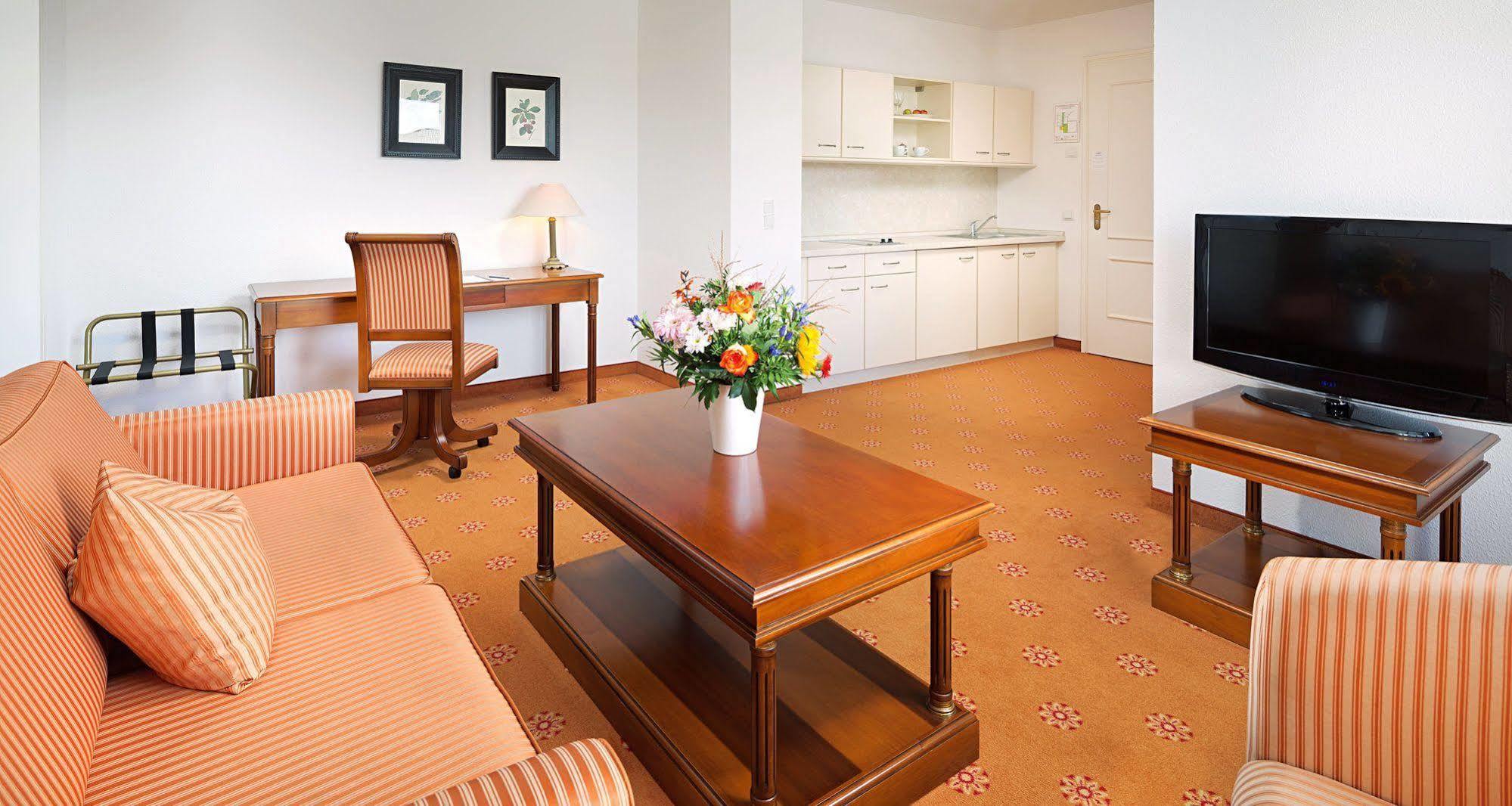 Victor'S Residenz-Hotel Berlin Mitte Екстер'єр фото