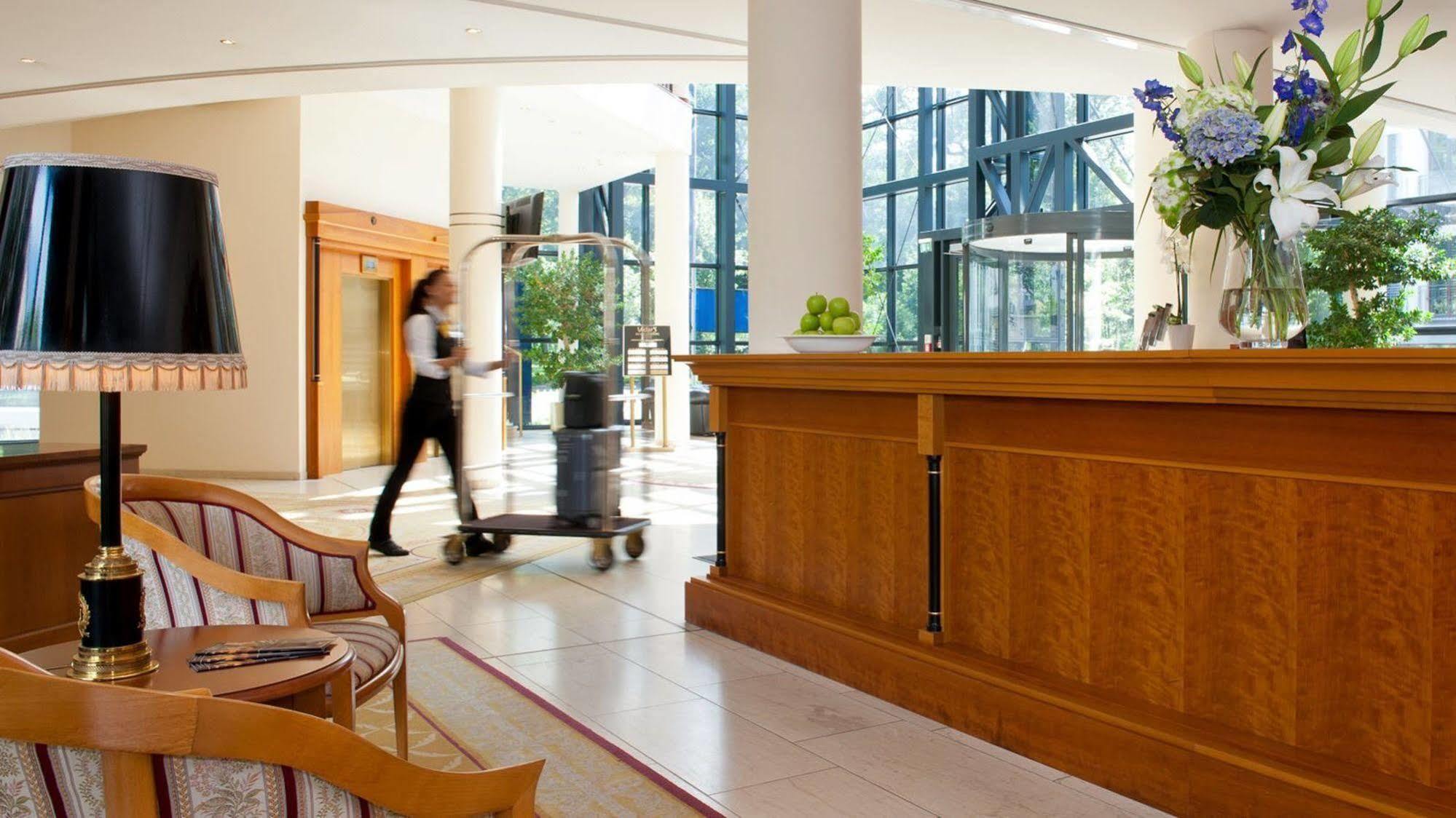 Victor'S Residenz-Hotel Berlin Mitte Екстер'єр фото